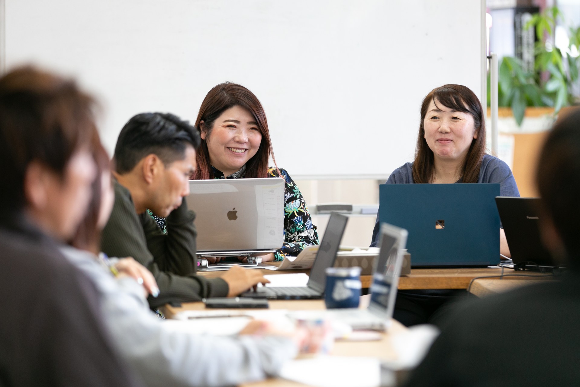 有限会社アップライジング様の社内の様子